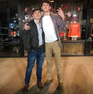 Meet your Posher, Gabriel